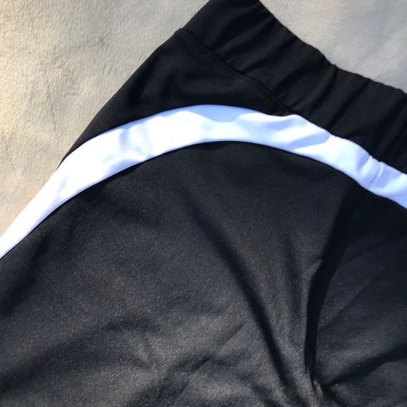 Nike Athletic/Yoga/Workout Pants - Picture 3 of 3